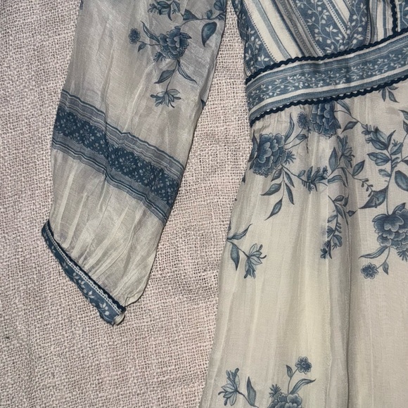 Anita Dongre aviva Floral Blue and White Dress - Picture 8 of 10